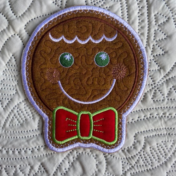 Gingerbread Girl & Boy Mug-rug, 2 Pack Embroidered Felt Mug Rugs. - Picture 8 of 9